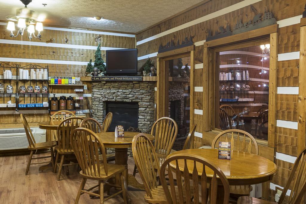 Timbers Lodge Пиджен Фордж Екстериор снимка